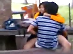 丰满的妻子和妈妈秘籍与年轻男孩