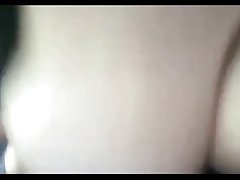 比基尼的身体锻炼与球