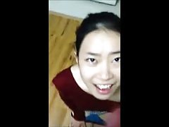 华丽的亚洲妓女环绕她嘴唇周围超厚的公鸡然后乱搞