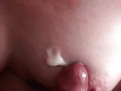 Cfnm 业余吸吮对晚会的黑色迪克