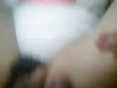 性感的古铜色的业余亚洲钉由白色的迪克 ！