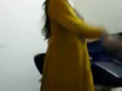可爱的少女红粉佳人和准备好了，不能吃