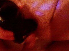 种亚洲女按摩师抓住牵引公鸡
