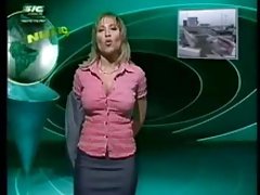 精力充沛的日本荡妇 deepthroats 长硬公鸡然后乱搞