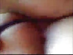 华丽的亚洲获取她砰 pov 场景中的猫 ！