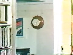 亚洲奶奶做一些家庭作业