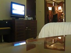 肖氏-爱子黄色裙子和内衣