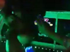 亚洲女孩手淫