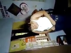 帕交配一对年轻夫妇之前得到抽水镖