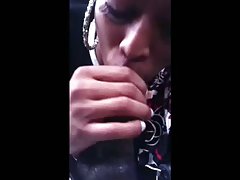 用假阳具的亚洲女孩