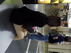 Vicky 追逐性感亚洲成熟 gangbanged