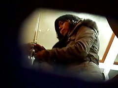 抚摸性玩具的顽皮和角质青少年宝贝