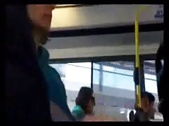 与有毛的猫被手指在阴蒂上 Desi 印度摩