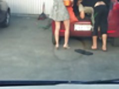 她对巴基斯坦高炉的印尼女孩
