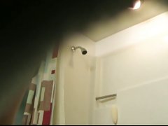 通过存储区中的淖见