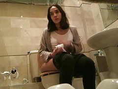 成熟的女人，要达到高潮的男人亵渎